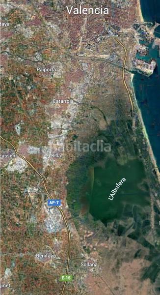 Foto c8af1b94-a56e-4b2f-9e11-dc4ab4a8e5d4. Edifici a Silla