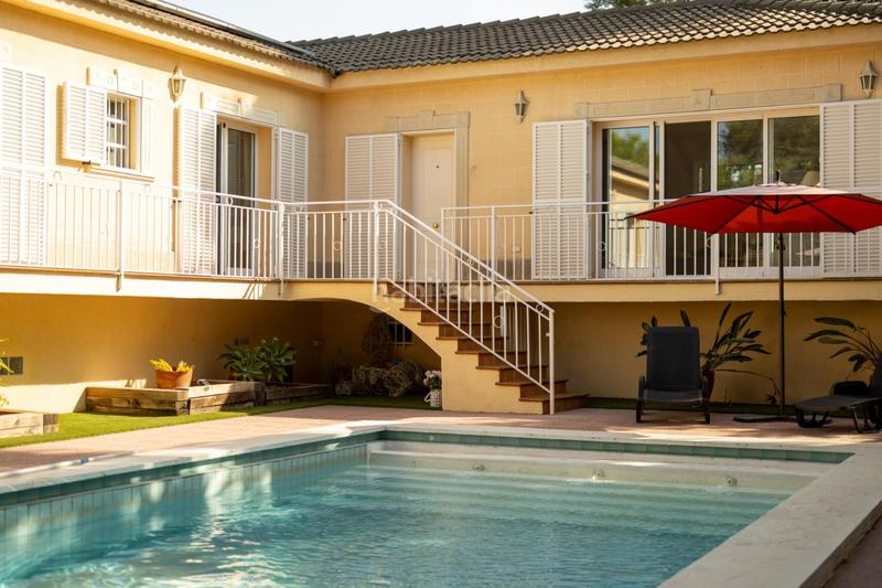 Foto 92857f3f-6481-470e-bdce-49703cdc765b. Chalet con riscaldamento piscina in Picassent