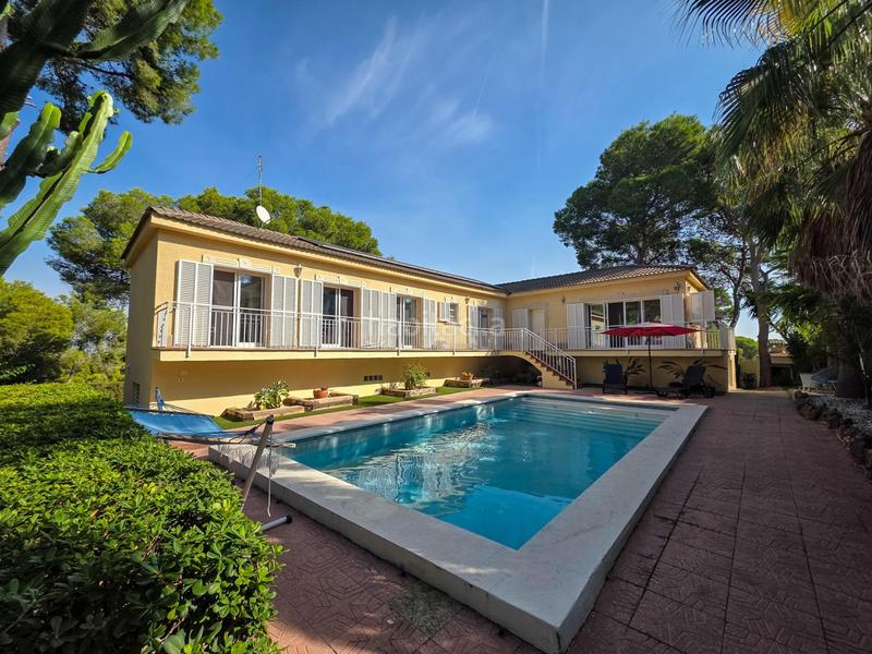 Foto d75fed71-8b98-4c52-96a8-4786b65b90ef. Chalet con riscaldamento piscina in Picassent