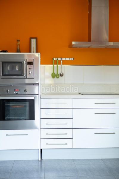 Foto f5213d95-7813-4ebd-b794-f8699ab84fd3. Chalet con riscaldamento piscina in Picassent