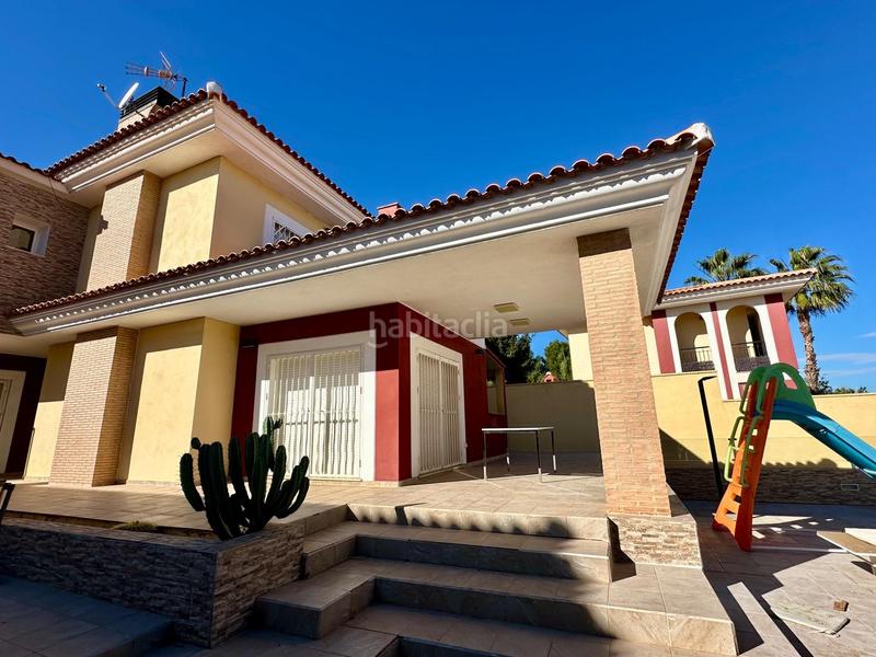 Foto 2928df6d-e2a4-46a8-bc3d-9ca30129746c. Alquiler chalet vivienda disponible en urb. montesano en Bétera