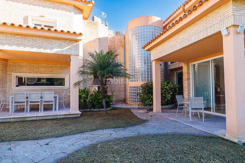 Foto 6384bb7b-f23b-4f38-aadc-b57877d7732d. Xalet amb calefacció aparcament piscina a Picassent