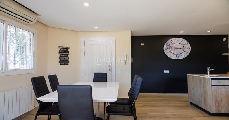 Foto eaba7c6c-a674-40b3-8fb5-f7a80e5da5a5. Xalet amb calefacció aparcament piscina a Picassent