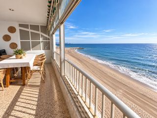 Appartement à Joan de joanes, de 1. Primera linea de mar en tavernes de la valldigna