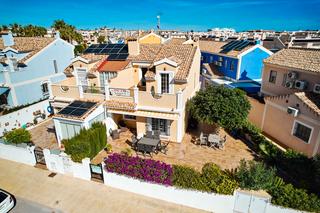 Casa adossada a Cabo Roig