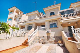 Maison jumelée à El Pinar de Campoverde