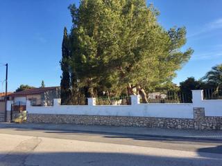 Residential Plot  Carrer pratdip. Parcela rectangular con 17 m de fachada y 25 m de fondo, vallada