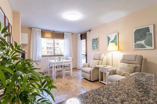 Apartment  Carrer m. cinto verdaguer. ¡descubre tu nuevo hogar en este apartamento de dos dormitorios!