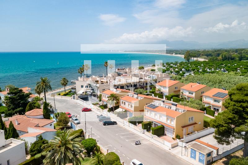 Foto 02968e86-f1e3-4146-965b-d8c33dbbc283. Reihenhaus mit heizung pool in Platja de Mont-roig Mont-roig del Camp