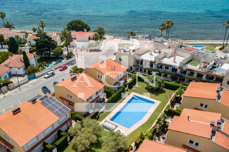 Foto 84873655-dc48-4614-8b78-4e3cf27f363b. Reihenhaus mit heizung pool in Platja de Mont-roig Mont-roig del Camp