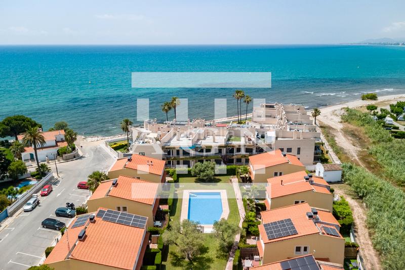 Foto a3f9e5dd-bf06-435d-b1c8-7d7243838528. Reihenhaus mit heizung pool in Platja de Mont-roig Mont-roig del Camp