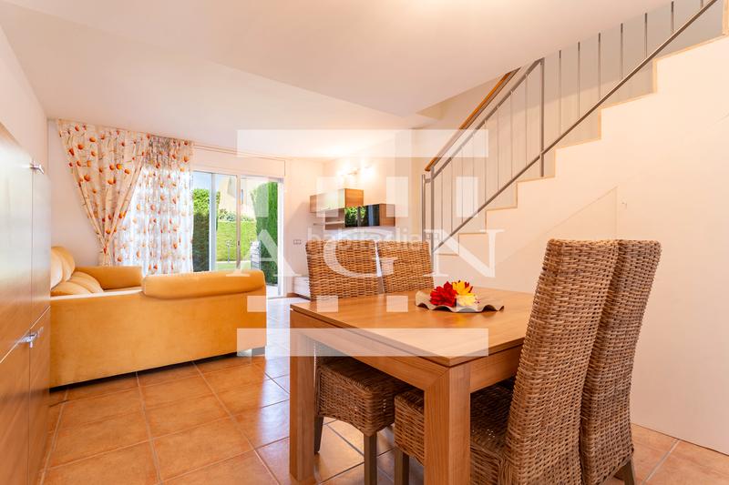 Foto c34650fa-fcf3-47c0-895b-3ef86c614cbf. Reihenhaus mit heizung pool in Platja de Mont-roig Mont-roig del Camp