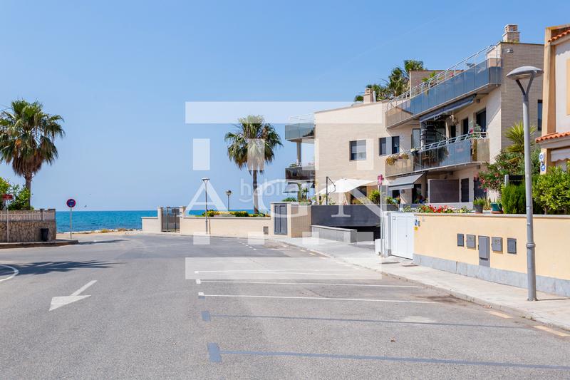 Foto f6ae25fd-0f20-4769-88c9-e833f04d9f53. Reihenhaus mit heizung pool in Platja de Mont-roig Mont-roig del Camp