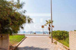 Pis a Avinguda de la diputació 163. **piso en venta en vilafortuny playa - ¡tu refugio junto al mar!