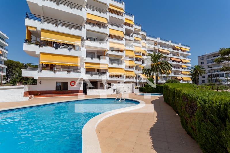 Foto b1f2168c-3d8b-4f32-a99b-119859d0ad67. Apartamento ¡descubre tu nuevo hogar frente al mar! en Miami Platja