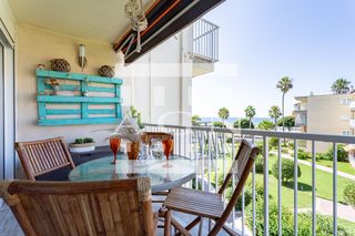 Appartement à Carrer general belgrano 8. ¡descubre tu nuevo hogar junto al mar! zona horta de santa maría
