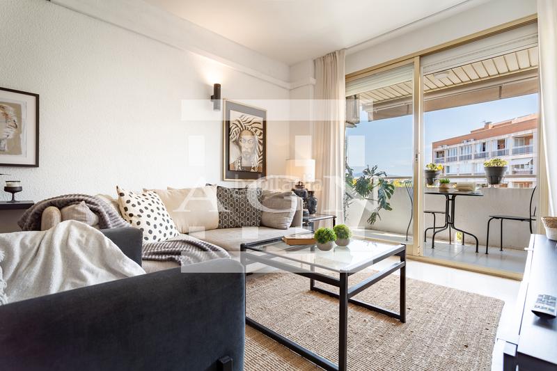 Foto 876003a8-4a4c-4c6e-9173-b8d8c6dd8448. Apartamento ¡descubre este apartamento en el corazón del puerto ! en Cambrils