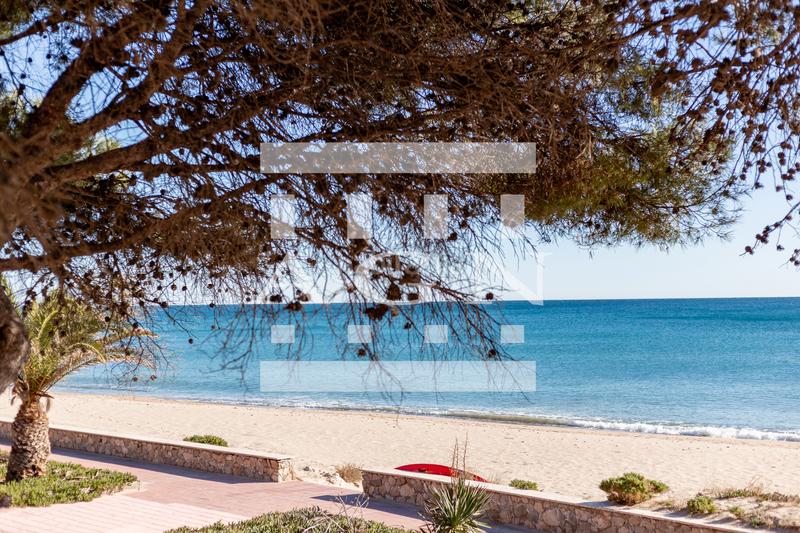 Foto 4c2c65e3-d5b9-484d-9fe7-239435cb3655. Appartamento in carrer del blat 21 in Platja de Mont-roig Mont-roig del Camp