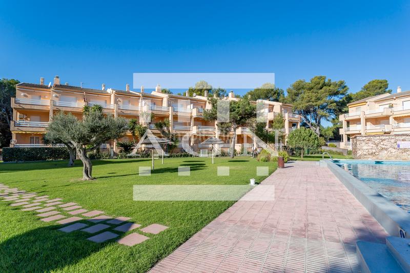 Foto 5eac28d4-bbba-4af1-b204-5d9a6a07593e. Appartamento in carrer del blat 21 in Platja de Mont-roig Mont-roig del Camp