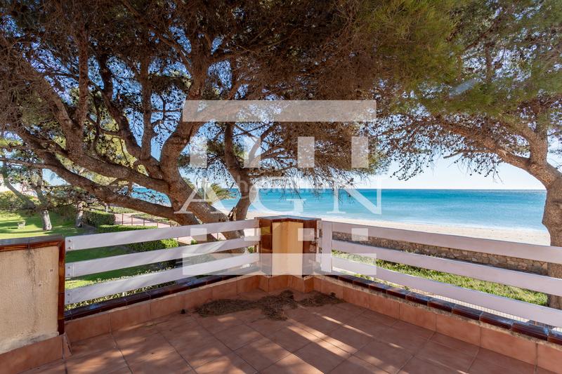 Foto 5cc52684-eea1-4195-aa58-6a7305008fa0. Appartement dans carrer del blat 21 dans Platja de Mont-roig Mont-roig del Camp