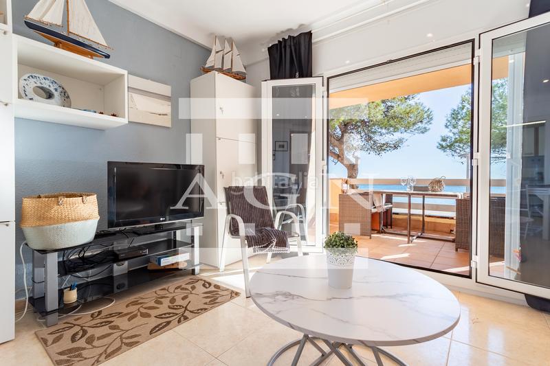 Foto 42f79ff9-7f9d-4b34-85aa-2d96877509db. Pis a carrer del blat 21 a Platja de Mont-roig Mont-roig del Camp