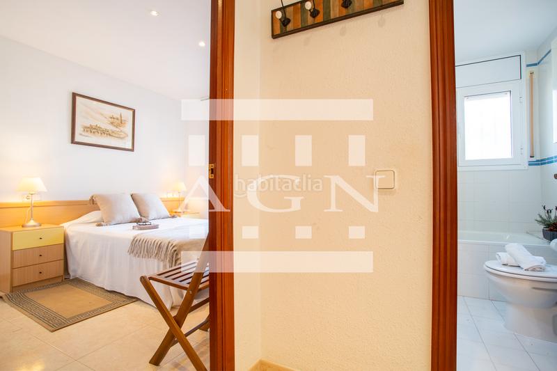 Foto 4aca5c96-46d4-40a0-9ac7-b8b63e3bc1e2. Piso en carrer del blat 21 en Platja de Mont-roig Mont-roig del Camp