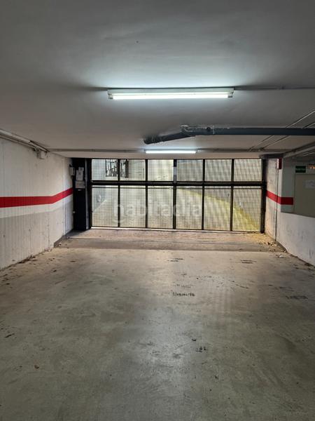 Foto e82430fe-f6f6-49cd-a768-9d0ce2a005d6. Aparcament cotxe a Can Roca Terrassa