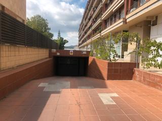 Aparcament cotxe  Avinguda de béjar. Plaza doble en can roca