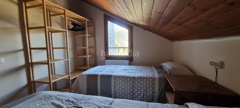 Foto 31eb558b-2cb9-42ba-8d46-816e424552d6. Affitto attico con camino riscaldamento in Coma i la Pedra (La)