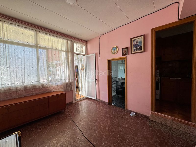 Foto fe97a4cd-70d2-441d-b790-9b690f47eb73. Casa adossada amb calefacció aparcament a Can Palet Terrassa