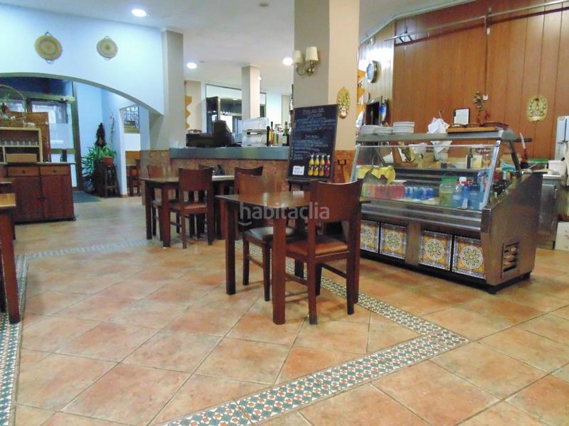 Foto aac9f615-485d-41f7-8e6b-8229b4c5fc2a. Location local commercial dans Ajuntament-Maragall Ripollet