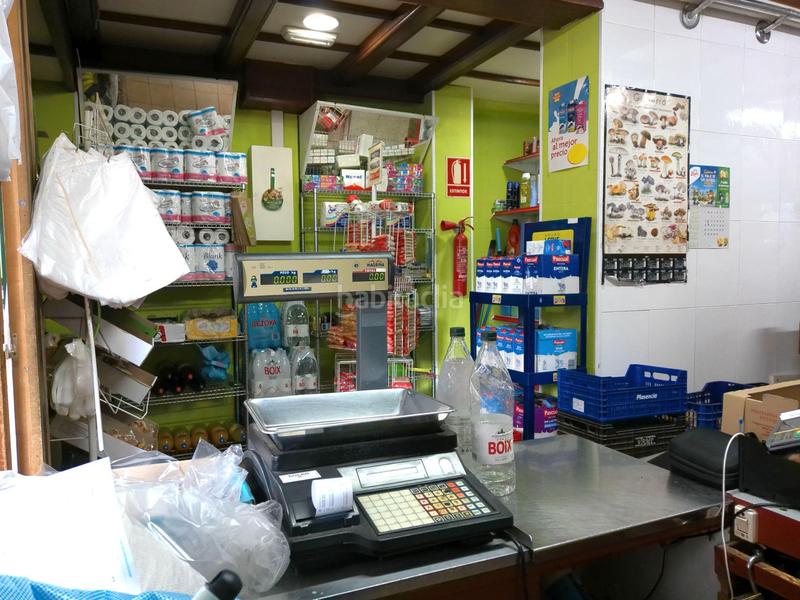 Foto 2a9edca8-964a-4395-9b54-b8a46af24379. Local comercial local en funcionamiento en La Roureda Sabadell