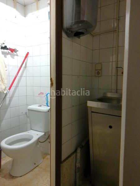 Foto a6b37604-7b7a-48a6-a296-974d76ffcba8. Local comercial local en funcionamiento en La Roureda Sabadell
