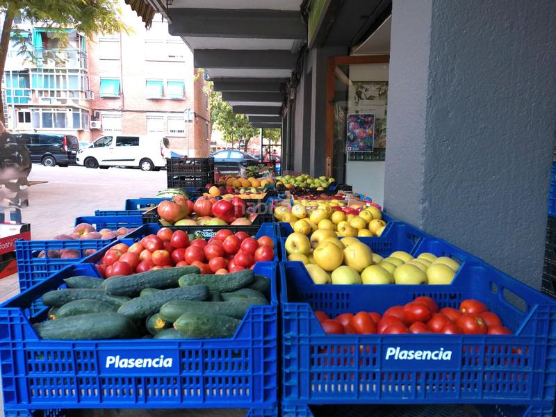 Foto e20fe7b6-ed36-45e2-af1e-e2c663c53ded. Local comercial local en funcionamiento en La Roureda Sabadell