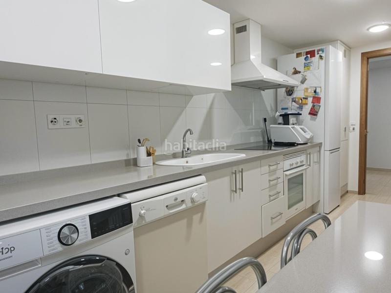 Foto 0e096d99-7fce-4989-bc57-669cc620f057. Flat with heating parking in Can Llong Sabadell