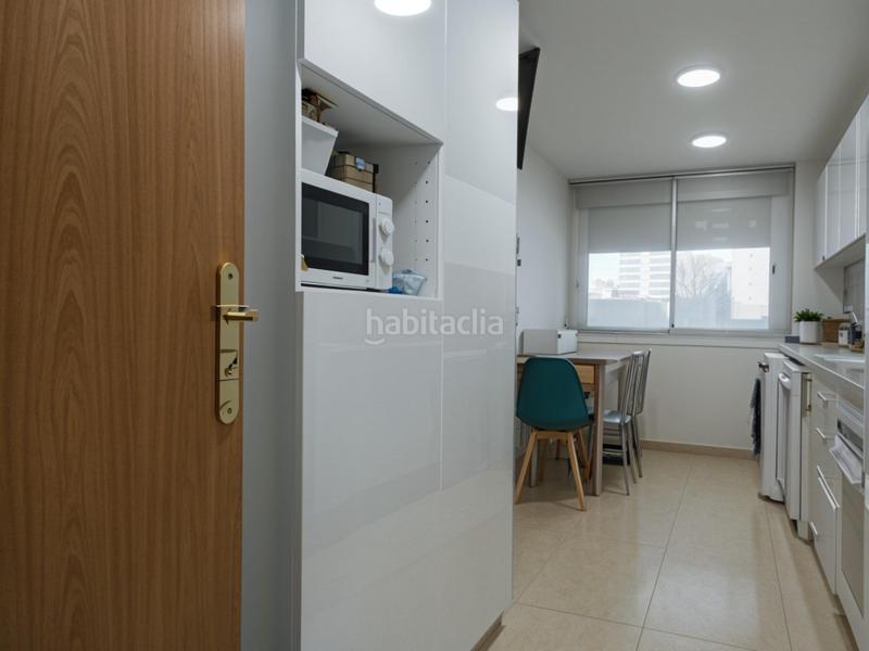 Foto b8df08f5-3a3a-41ce-b70e-fa4db44513b4. Flat with heating parking in Can Llong Sabadell