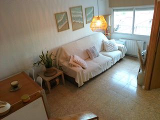 Flat in Calle sant isidor 70. Acogedor piso en can rull