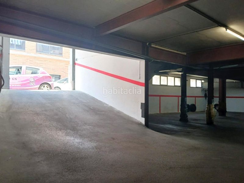 Foto 1cc167cc-94ee-42f9-9991-993fa148496e. Aparcament cotxe a carrer chopin de 35 a Can Rull Sabadell