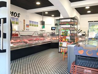 Rent Business premise  Carrer de plaute. Carniceria seminueva en pleno rendimiento