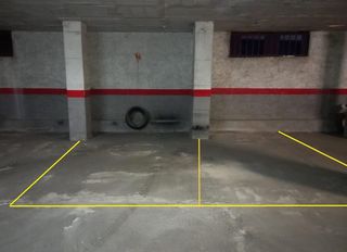 Aparcament cotxe a Calle de roma 2. 2 plazas de parking en venta  frente a mossos desquadra