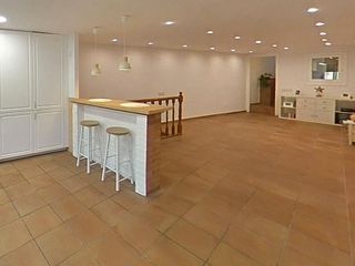 Maison  Carrer sant sebastia 24. Una casa especial para disfrutar a diferentes niveles