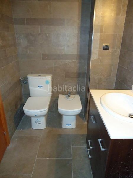 Foto ce477f0b-249d-4af7-b71c-da7bd05462ff. Edifici a carrer rossello del 52 a Ca n'Oriac Sabadell