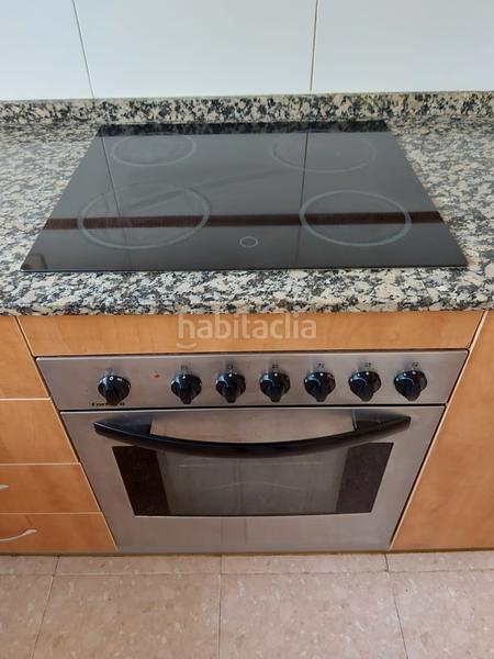 Foto ff39d31b-837f-4009-9484-a1dfca6a47aa. Flat with heating parking in Mestral Reus