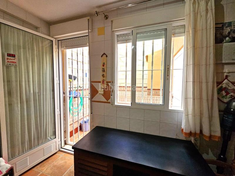 Foto c6db0cc7-e0fa-40c2-8f5b-a4bfe24447ea. Affitto casa a schiera con riscaldamento parcheggio piscina in Elche / Elx