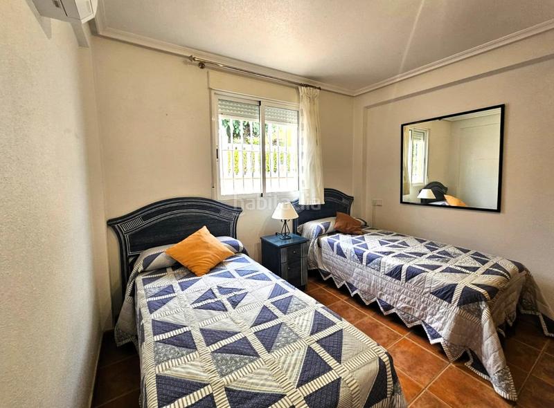 Foto db5bf4d8-bb1d-4003-9734-36bfabe04106. Affitto casa a schiera con riscaldamento parcheggio piscina in Elche / Elx