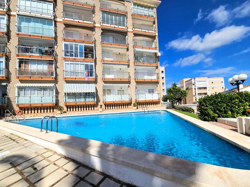 Foto 0c312e87-2142-465f-a753-072345be3e6c. Lloguer casa adossada amb calefacció aparcament piscina a Elche / Elx