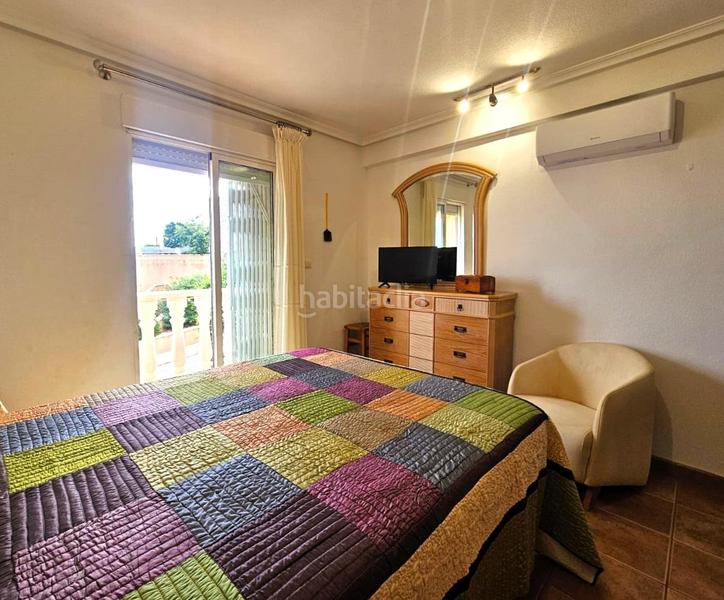 Foto 8d7d5a69-ef90-45f9-8b9a-85e811b4e443. Rent semi detached house with heating parking pool in Elche / Elx