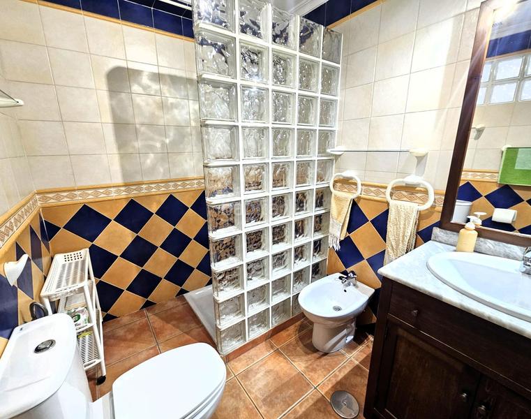 Foto a4cff55f-bf6e-459d-9bfb-6fde291ae8ce. Rent semi detached house with heating parking pool in Elche / Elx