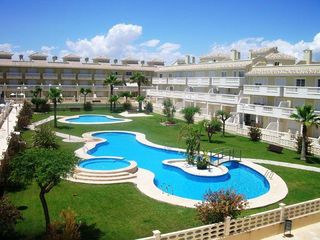 Rez-de-chaussée à Avenida Avenida Escandinavia