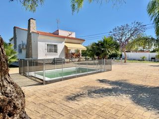 Xalet a Urbanizacion Limoneros-Alted